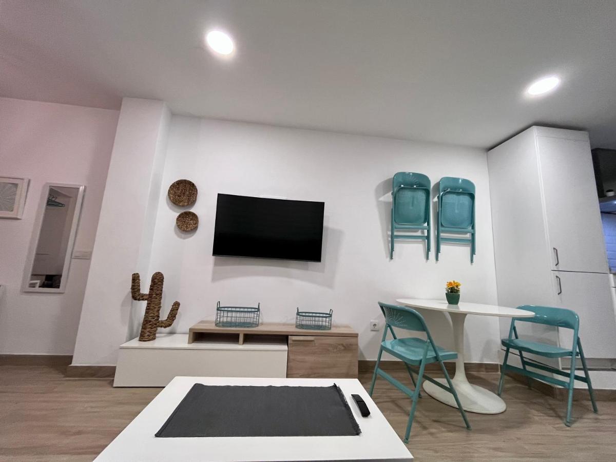 Gatu Villa Paraguay , Preferente Mayores 25 Anos Y Familias Cadix Extérieur photo