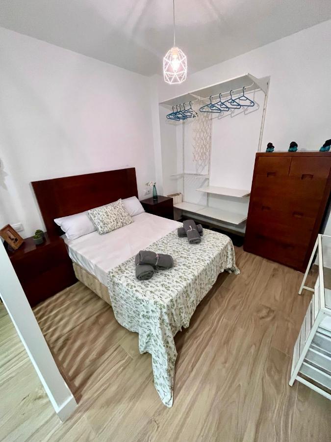 Gatu Villa Paraguay , Preferente Mayores 25 Anos Y Familias Cadix Extérieur photo
